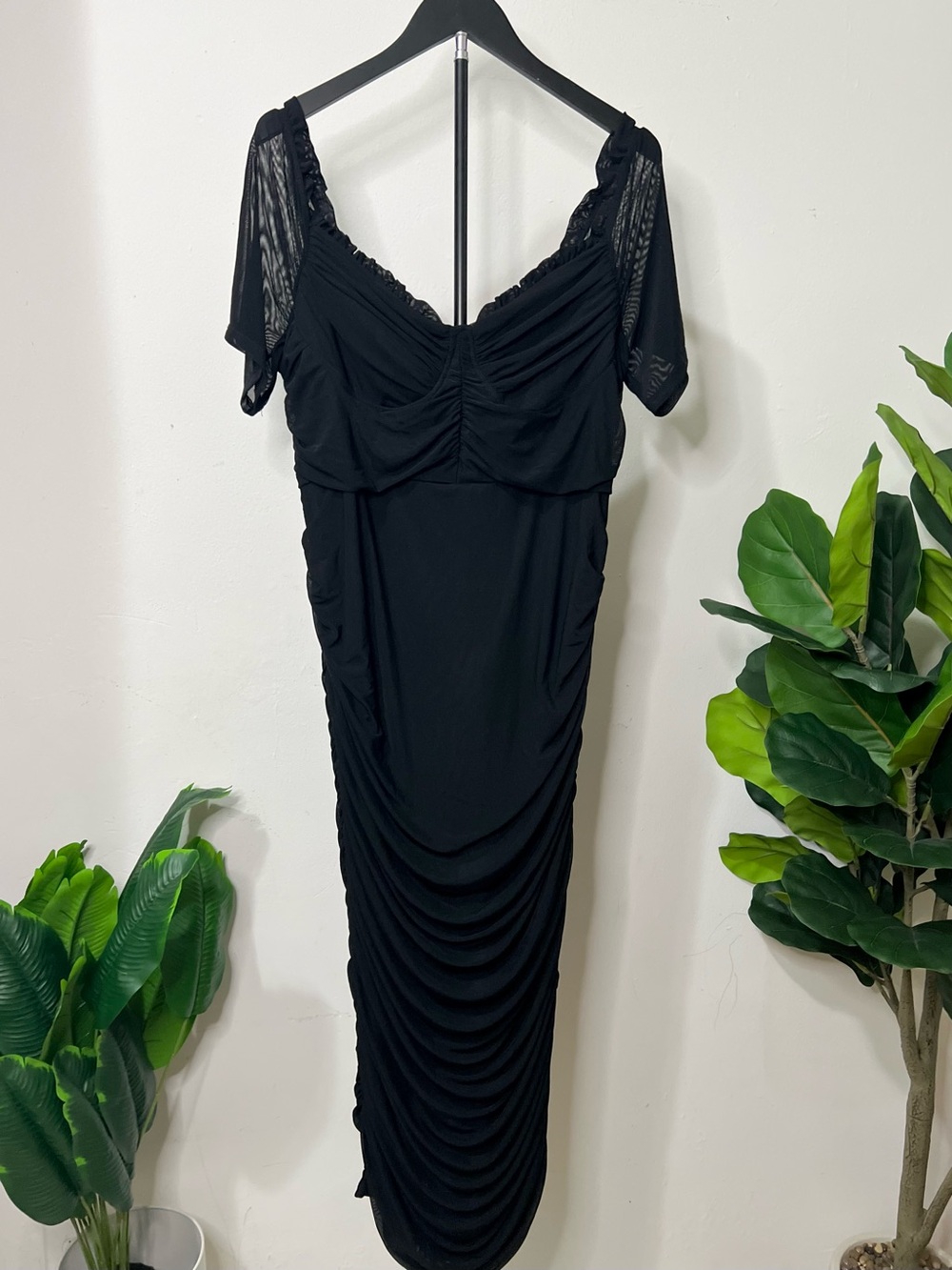 Black Ruched Midi Dress - Classic Elegant Style